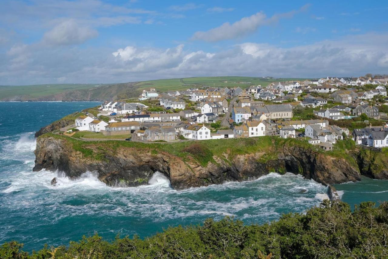 Polrunny Farm Seaberry Cottage With A Sea View And Log Burner Boscastle Εξωτερικό φωτογραφία